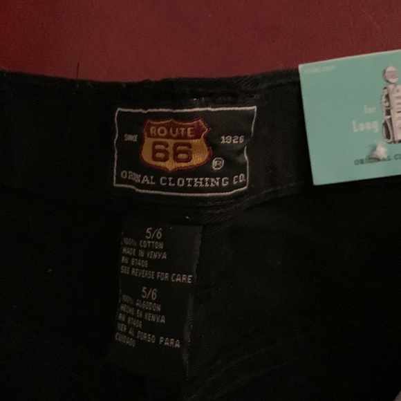 Route 66 black cuffed leg short - Picture 4 of 5